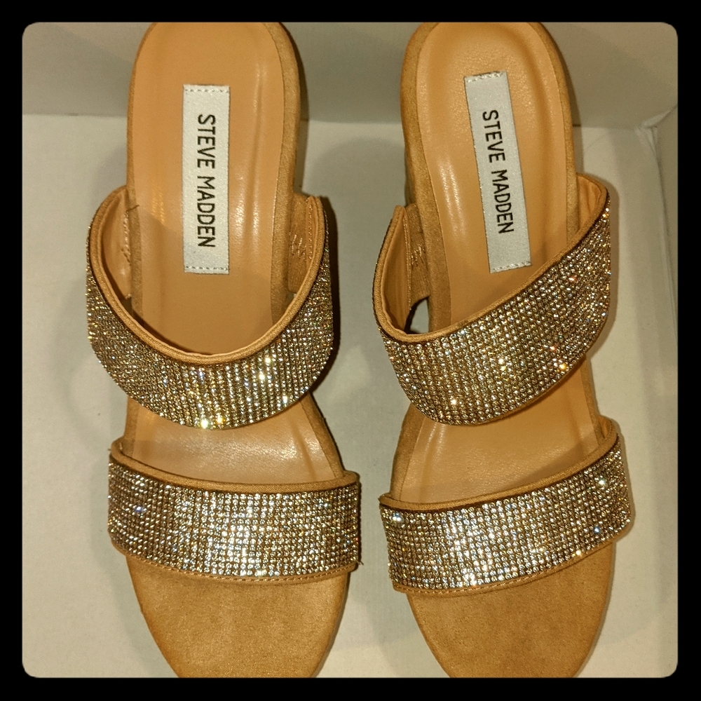 NWOB Steve Madden Rhinestone Sandals